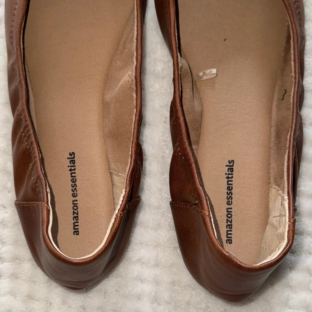 🥿 Amazon Essentials Brown Ballet Flats – Women’s Size 10.5